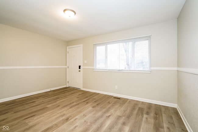 Photo - 2902 Dawson St