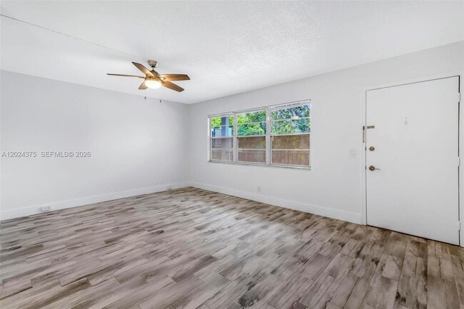 Photo - 101 SW 132nd Way Unit 315J