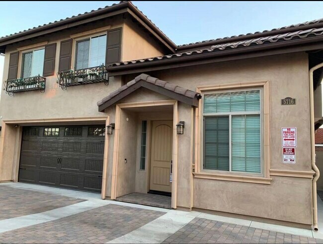Photo - 5712 Noel Dr Unit 5718