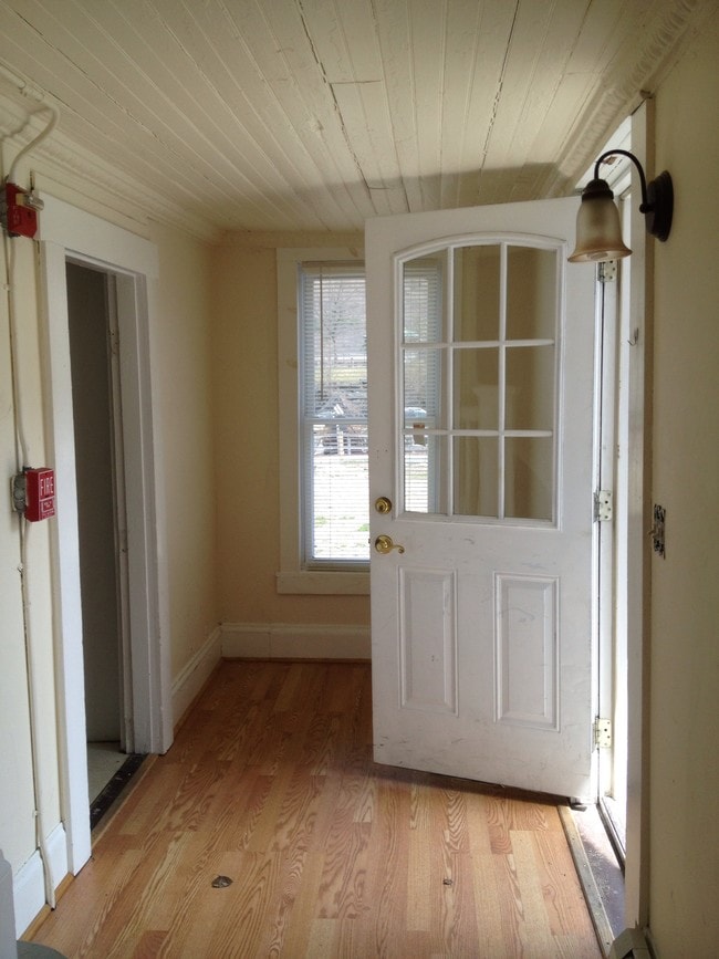 Photo - 23 South Main St