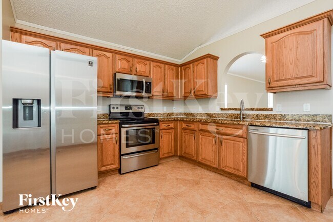 1741 W Marshall Lake Dr