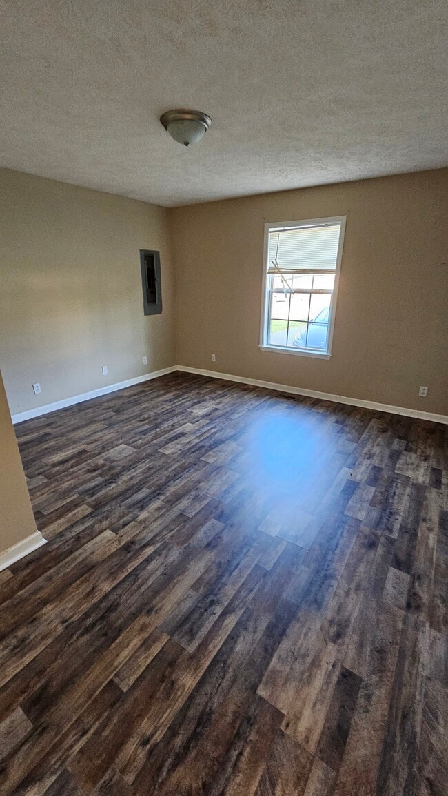 Building Photo - 86 Dixie Ct Rental