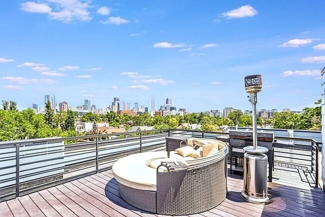 Photo - 1200 W 11th Ave