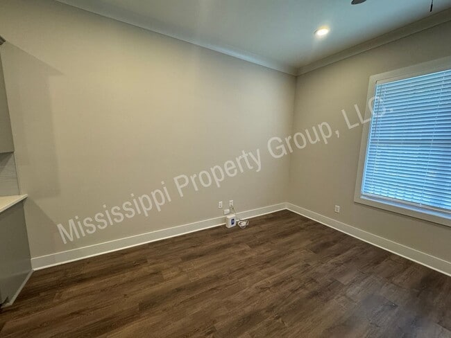 1404 Pleasant Dr