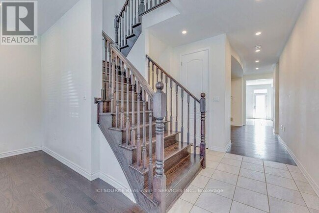 Photo - 52 Portman St