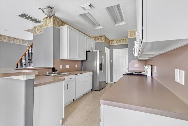Photo - 9016 Elm Drake Ln