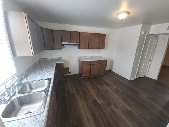 Photo - 111 Upton St Unidad 2F