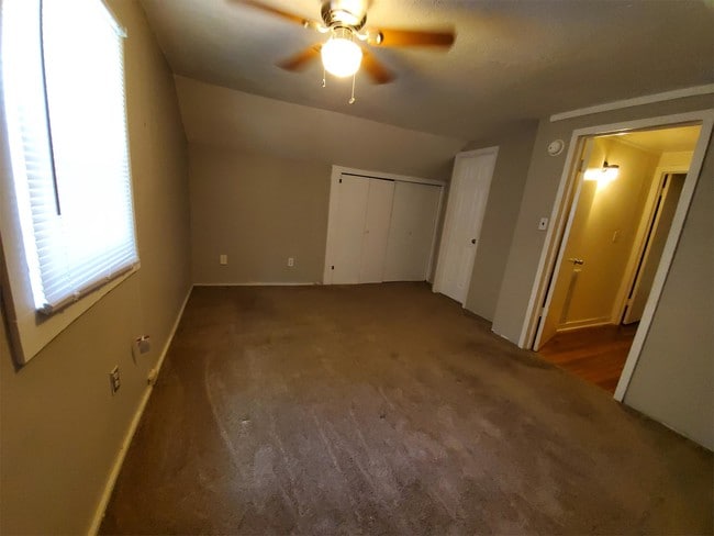 3906 Council Cir Unit C