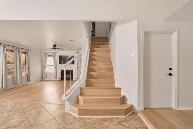 Photo - 1504 Black Cherry Dr