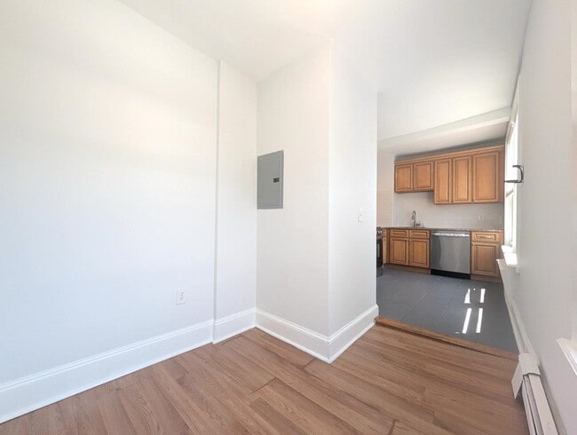 Photo - 69 Beacon Ave Unit 3