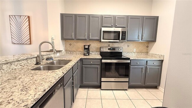 8517 Bay Lilly Loop