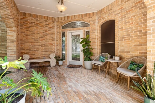 Photo - 3301 Santa Olivia St