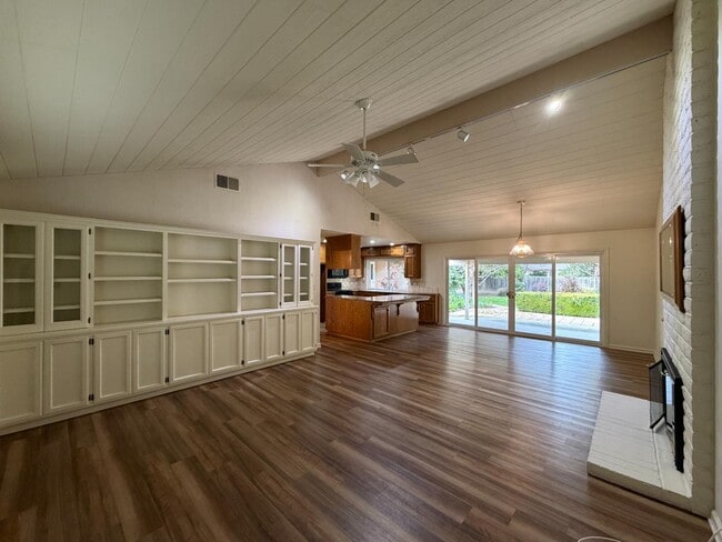 Photo - 1428 W Calimyrna Ave