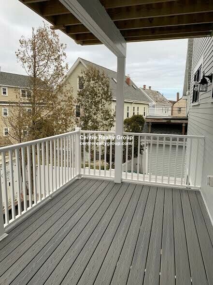 Photo - 54 Waverly St Unidad #2,