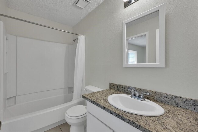 Building Photo - 23522 Pebworth Pl