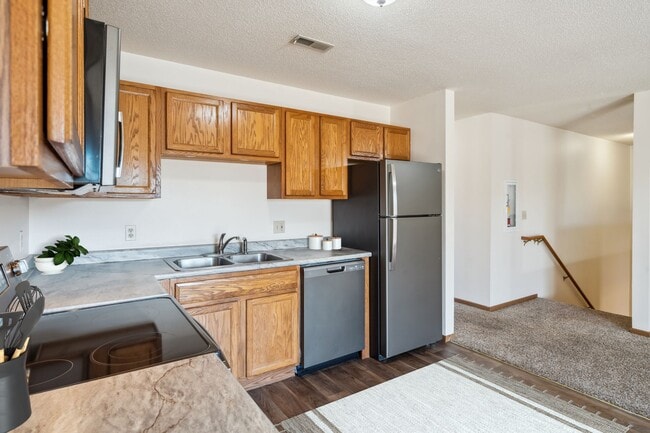 Two Bedroom C - 2 Bed / 2 Bath - 1,200 Sq.Ft.