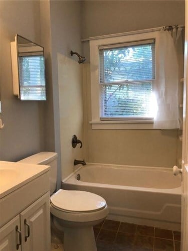 Photo - 2315 15TH AVE