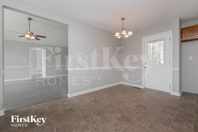 Photo - 221 Whitney Ln