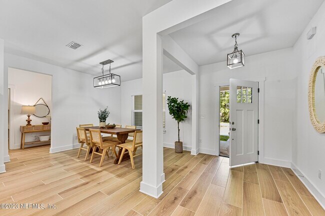 Photo - 7791 Newton Rd