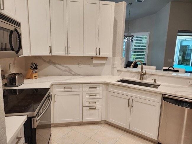 Photo - 2564 Sandy Cay