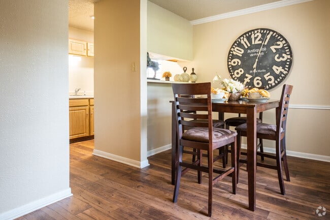 A1 - 675SF - Summit Ridge Apartments