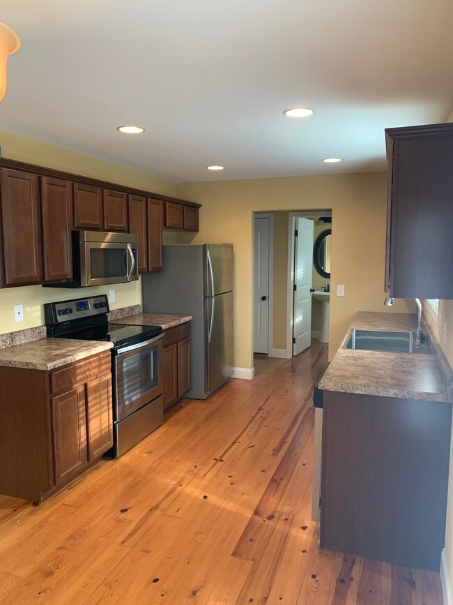 Photo - 6406 Airtree Ln