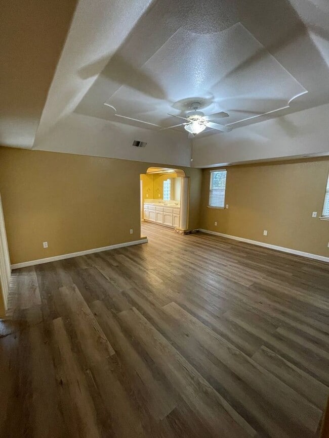 Photo - Live Vibrantly at 2488 Plumwood!