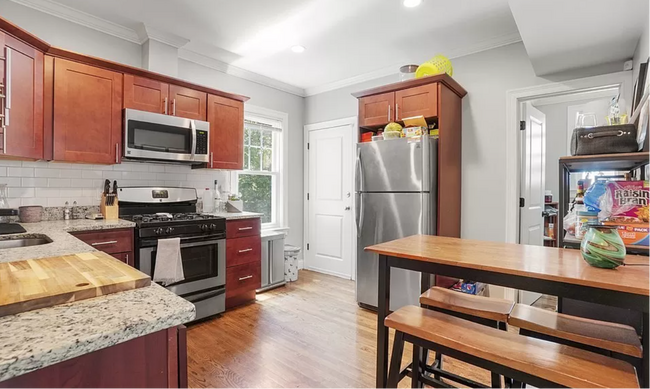 47 Beech Glen St Unit 1