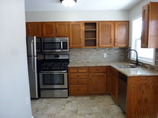 Photo - Rent Controlled Single Level Living - 3 Bedroom / 1 Bathroom Home!