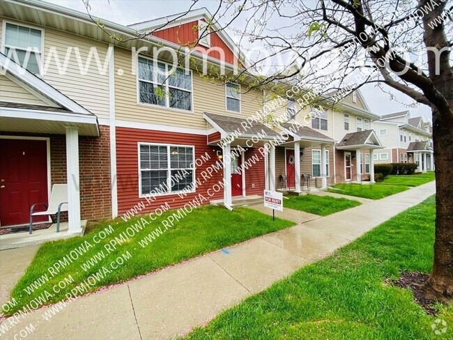 Building Photo - RENT SPECIAL!! 3 Bedroom, 2.5 Bath Townhom... Rental