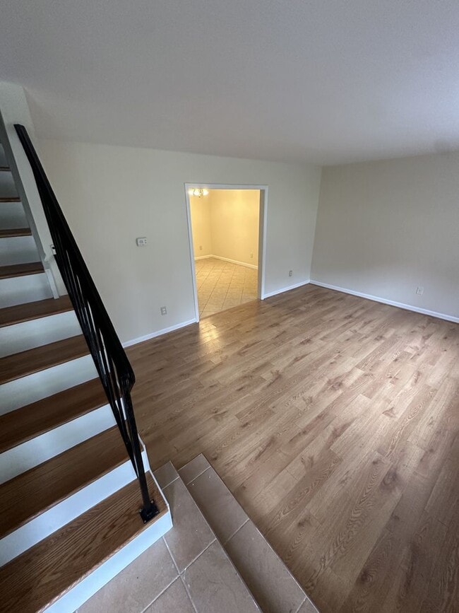 Building Photo - 1612 Trently Ct Rental