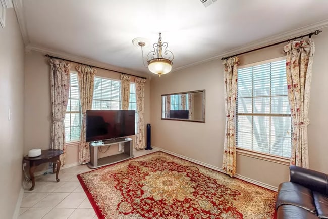 Photo - 1312 Cattle Crossing Dr