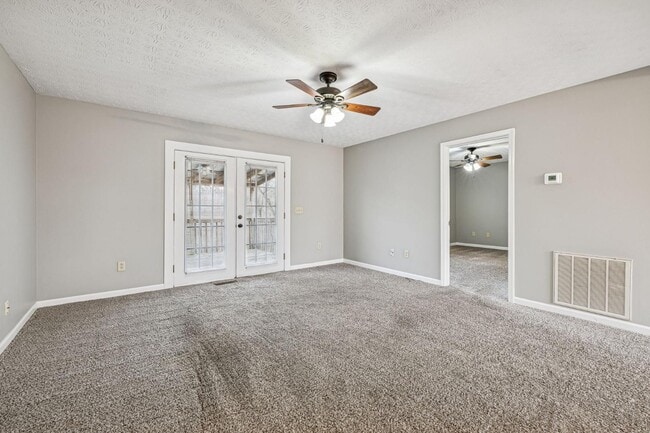 Photo - 1665 Bandy Rd