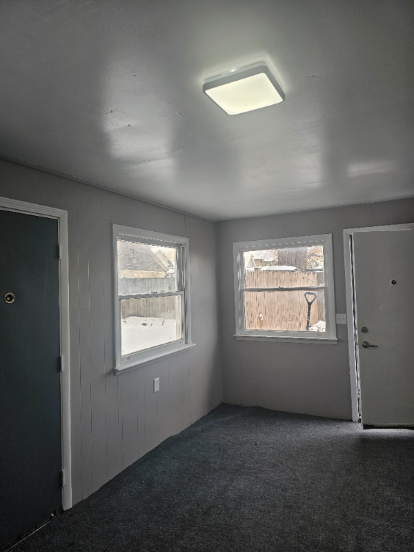 Photo - 731 Tulip St SW