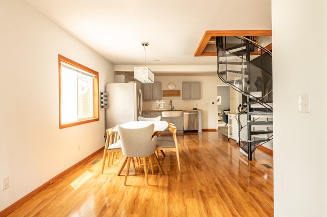 Building Photo - N3083 Tamarack Rd Rental