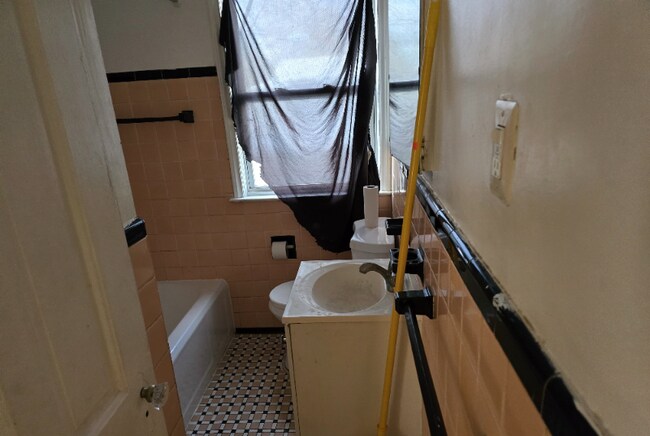 Photo - 20144 Stoepel St