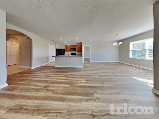 Photo - 991 Summer Glen Dr