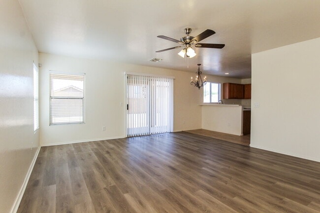 Photo - 11239 West Campbell Ave