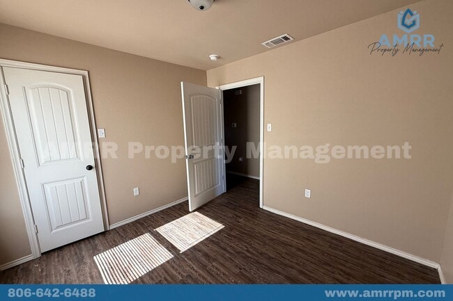 Photo - 3128 E Cornell St