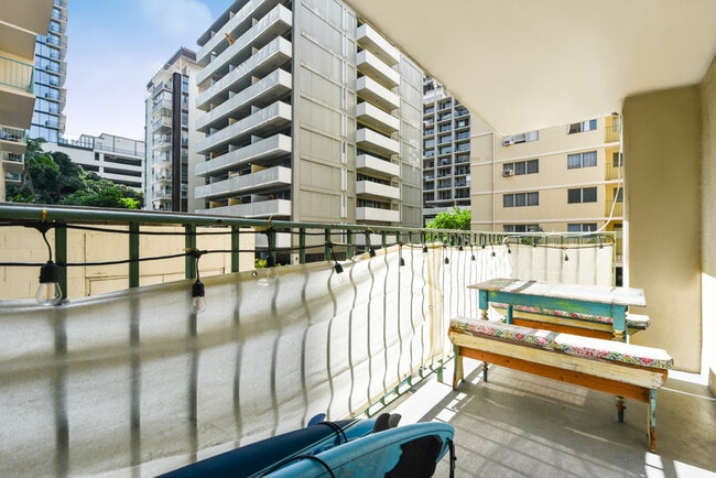 Photo - 2355 Ala Wai Blvd Unidad Waikiki Getaway
