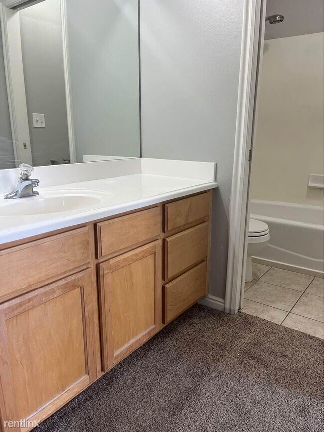 Photo - 3 br, 2.5 bath Townhome - 365 760 North