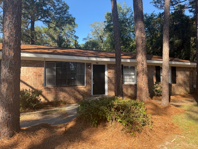 Photo - 302 Lanier Rd