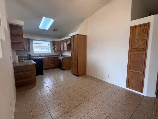 Photo - 2739 Simms Ave