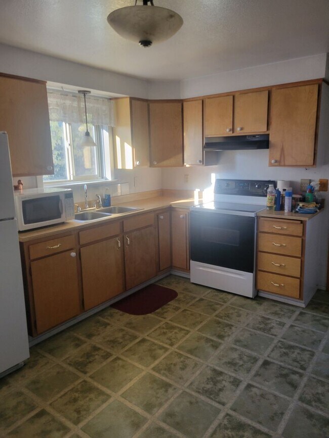 Photo - 2-bedroom 1 bath home for rent