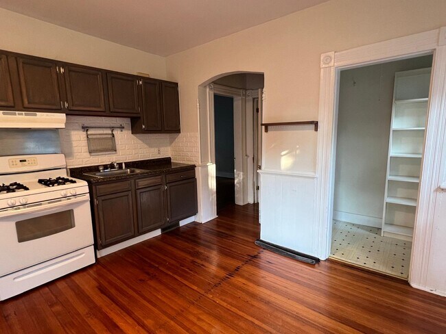 Photo - 19 Anderson St Unit B Utilities INCLUDED