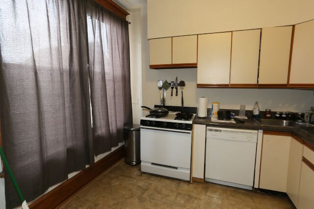 Photo - 1358 W Barry Ave Unit W3