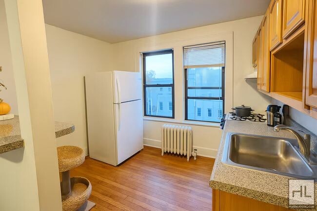 Photo - 2067 32nd St Unit 3 RD FL