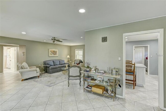 Photo - 711 Whitfield Ave