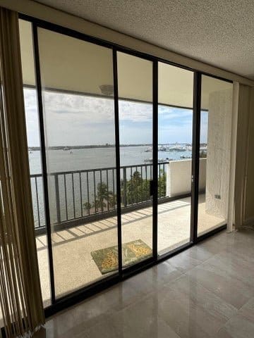 Photo - 5200 N Flagler Dr