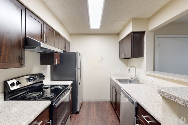 1HAB, 1BA - 780 ft²